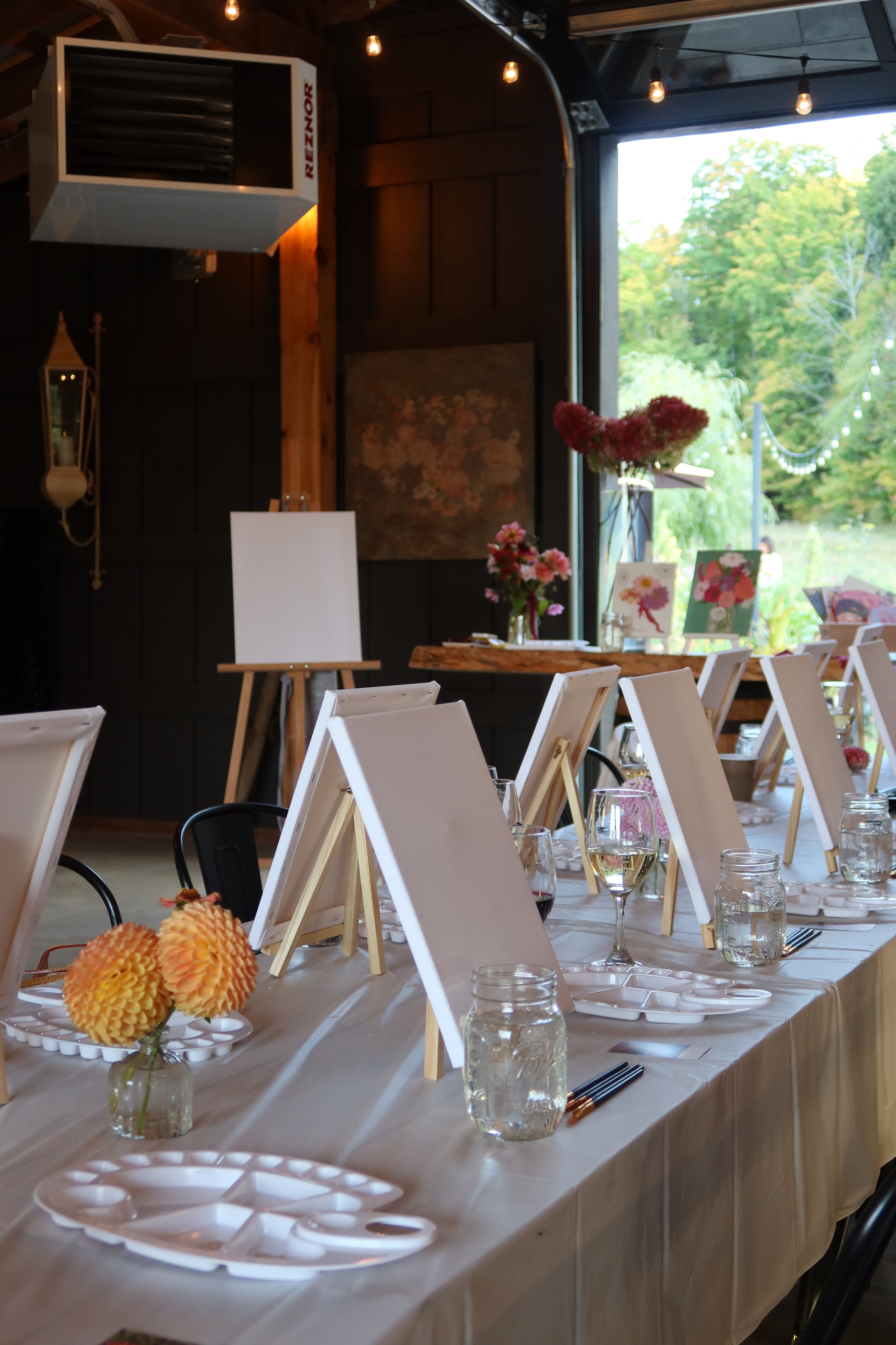 Paint, Sip & Snip Event